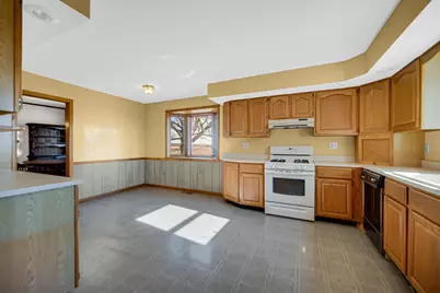 32670 Chicago Trail, New Carlisle, IN 46552 - Photo 13