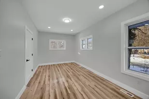 4200 Monroe St, Gary, IN 46408 - Photo 13