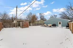 711 Juniper Rd, Valparaiso, IN 46385 - Photo 19