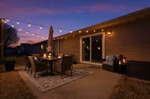 4401 W 73rd Ct, Merrillville, IN 46410 - Photo 11