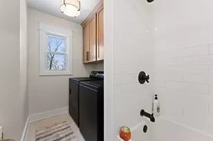 1011 Woodland Ct, Crown Point, IN 46307 - Photo 25