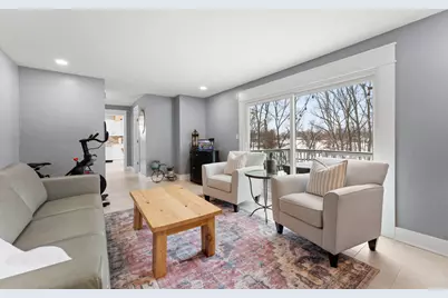 1011 Woodland Court, Crown Point, IN 46307 - Photo 15