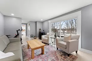 1011 Woodland Ct, Crown Point, IN 46307 - Photo 15