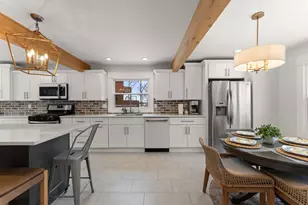 1011 Woodland Ct, Crown Point, IN 46307 - Photo 9