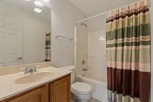 401 S Sutton Ave, Kouts, IN 46347 - Photo 23