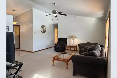 401 S Sutton Avenue, Kouts, IN 46347 - Photo 13