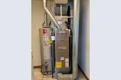 401 S Sutton Avenue, Kouts, IN 46347 - Photo 29