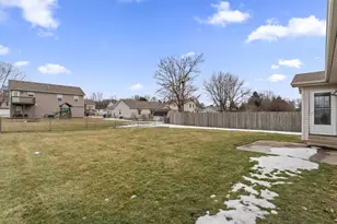 401 S Sutton Ave, Kouts, IN 46347 - Photo 33