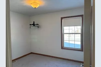 401 S Sutton Avenue, Kouts, IN 46347 - Photo 23