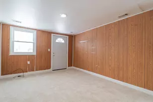 726 Fremont Rd, Valparaiso, IN 46385 - Photo 19