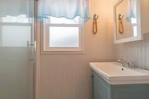 726 Fremont Rd, Valparaiso, IN 46385 - Photo 11