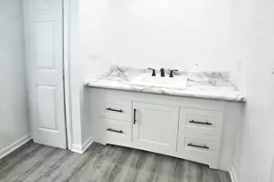 1717 Crocker St, Chesterton, IN 46304 - Photo 9