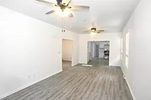 1717 Crocker St, Chesterton, IN 46304 - Photo 5