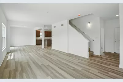 6567 E 104th Avenue, Crown Point, IN 46307 - Photo 5