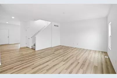 6587 E 104th Avenue, Crown Point, IN 46307 - Photo 13