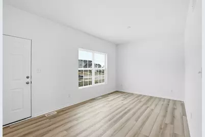 6587 E 104th Avenue, Crown Point, IN 46307 - Photo 3