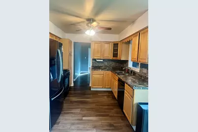 1521 W 4th Street, Hobart, IN 46342 - Photo 9