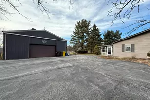 368 S 600 W, Hebron, IN 46341 - Photo 5