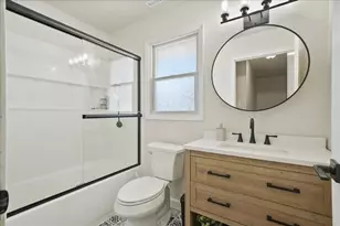 741 Pettibone St, Crown Point, IN 46307 - Photo 21