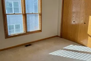 6827 Falcon Dr, Schererville, IN 46375 - Photo 11