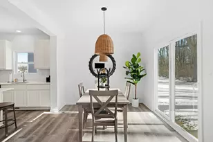 10395 California St, Crown Point, IN 46307 - Photo 5