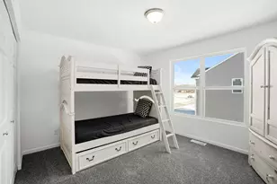 10395 California St, Crown Point, IN 46307 - Photo 19