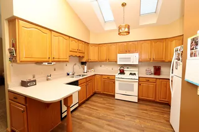 322 Valley Court, Lowell, IN 46356 - Photo 11