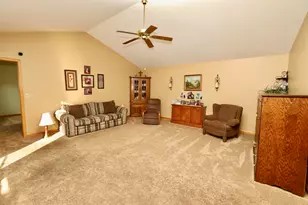 322 Valley Ct, Lowell, IN 46356 - Photo 5