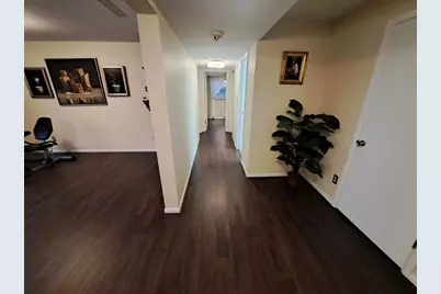 8400 Forest Avenue, Gary, IN 46403 - Photo 19