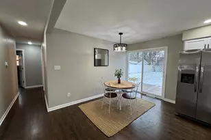 1608 Tulip Ln, Munster, IN 46321 - Photo 11