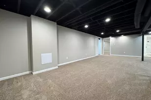 1608 Tulip Ln, Munster, IN 46321 - Photo 21