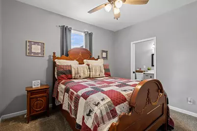 8831 W 1225 N, Demotte, IN 46310 - Photo 19