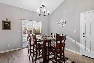 8831 W 1225 N, Demotte, IN 46310 - Photo 11