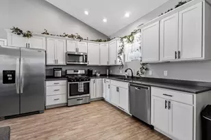 8831 W 1225 N, Demotte, IN 46310 - Photo 13