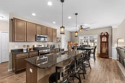 2400 Dowling Street, Valparaiso, IN 46385 - Photo 9