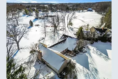 1755 Clifty Creek Court, Valparaiso, IN 46385 - Photo 5