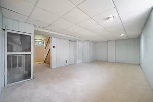 7230 McLaughlin Ave, Hammond, IN 46324 - Photo 13