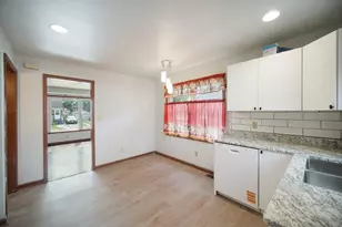 7230 McLaughlin Ave, Hammond, IN 46324 - Photo 7