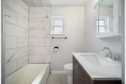 7230 McLaughlin Avenue, Hammond, IN 46324 - Photo 9