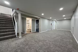 2976 Evelyn St, Portage, IN 46368 - Photo 15