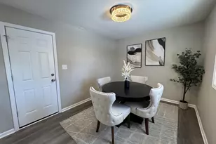 2976 Evelyn St, Portage, IN 46368 - Photo 9