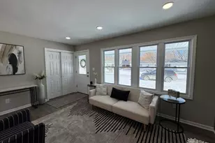 2976 Evelyn St, Portage, IN 46368 - Photo 3