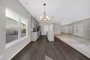 2406 Caspian Ln, Valparaiso, IN 46385 - Photo 9