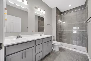 2406 Caspian Ln, Valparaiso, IN 46385 - Photo 13