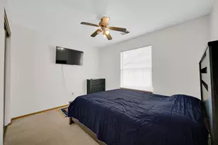 1741 W 86th Ln, Merrillville, IN 46410 - Photo 13