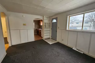 306 N Lincoln St, Hebron, IN 46341 - Photo 3