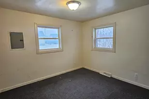 306 N Lincoln St, Hebron, IN 46341 - Photo 9