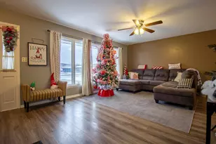 1241 Willow Ln, Schererville, IN 46375 - Photo 7