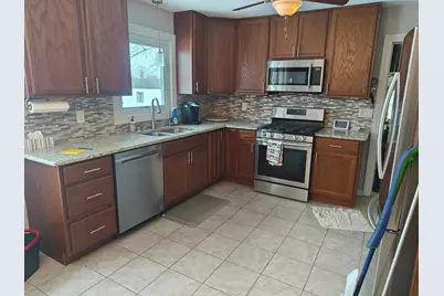 233 E 1050 N, Chesterton, IN 46304 - Photo 5