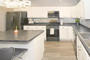 1205 Tower Ln, Chesterton, IN 46304 - Photo 7